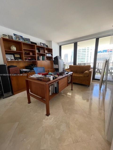 image Brickell Place18
