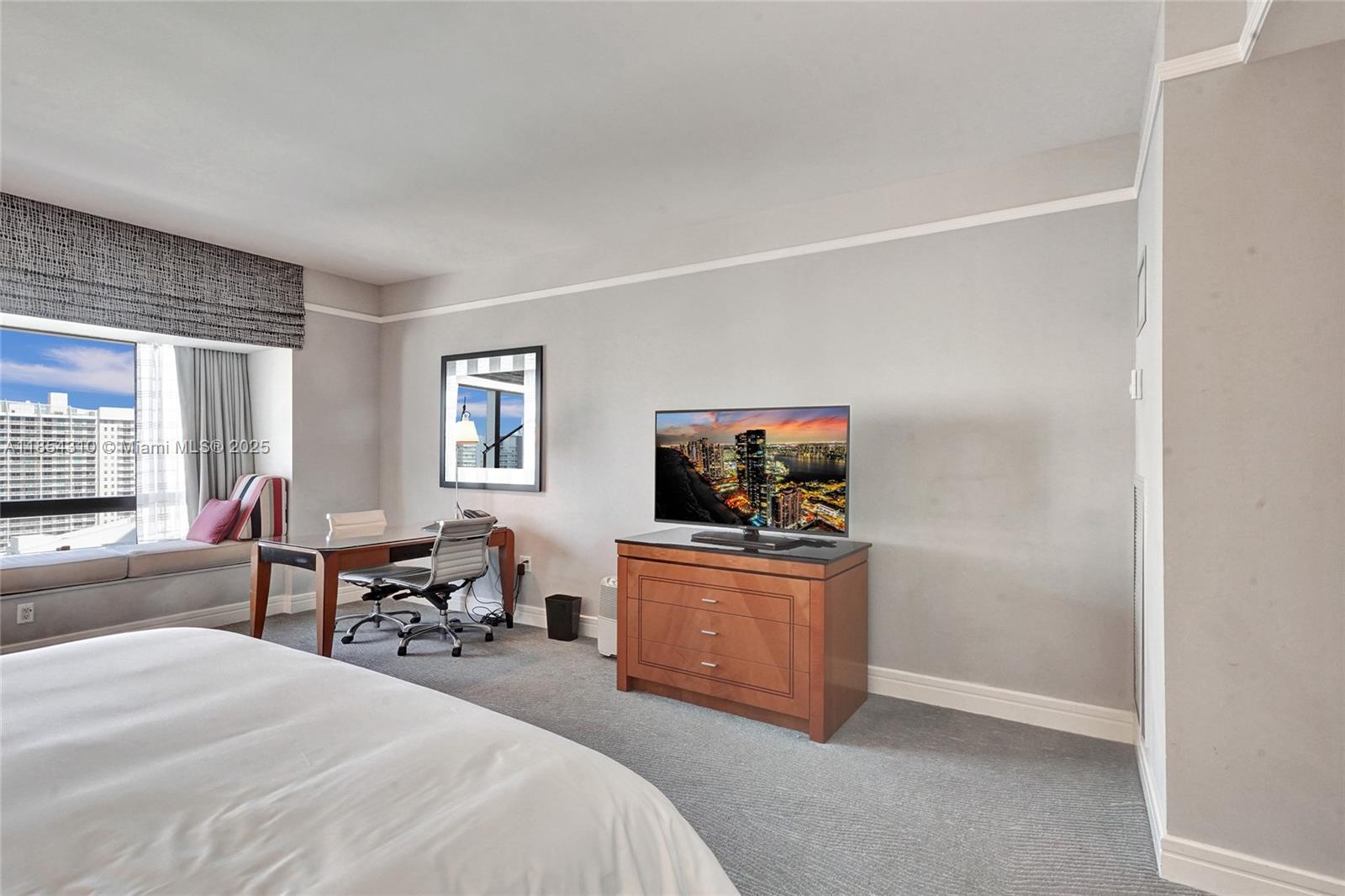 1435 Brickell Ave #3308 Miami, FL 33131