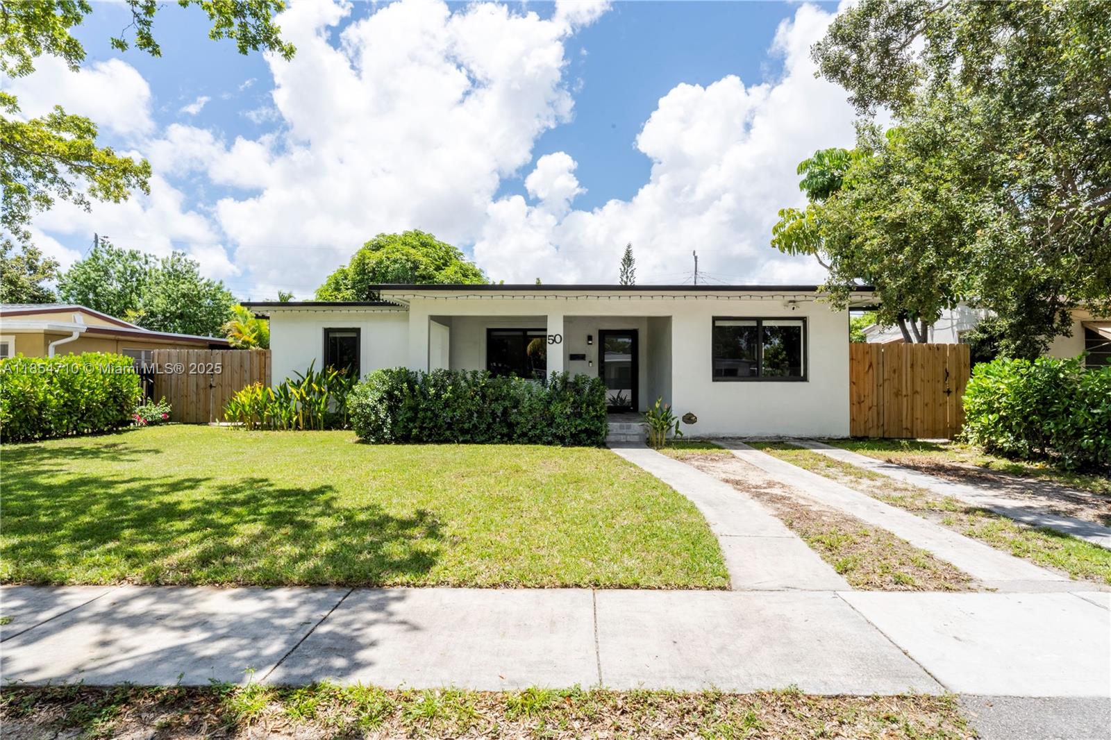 50 NW 124th St