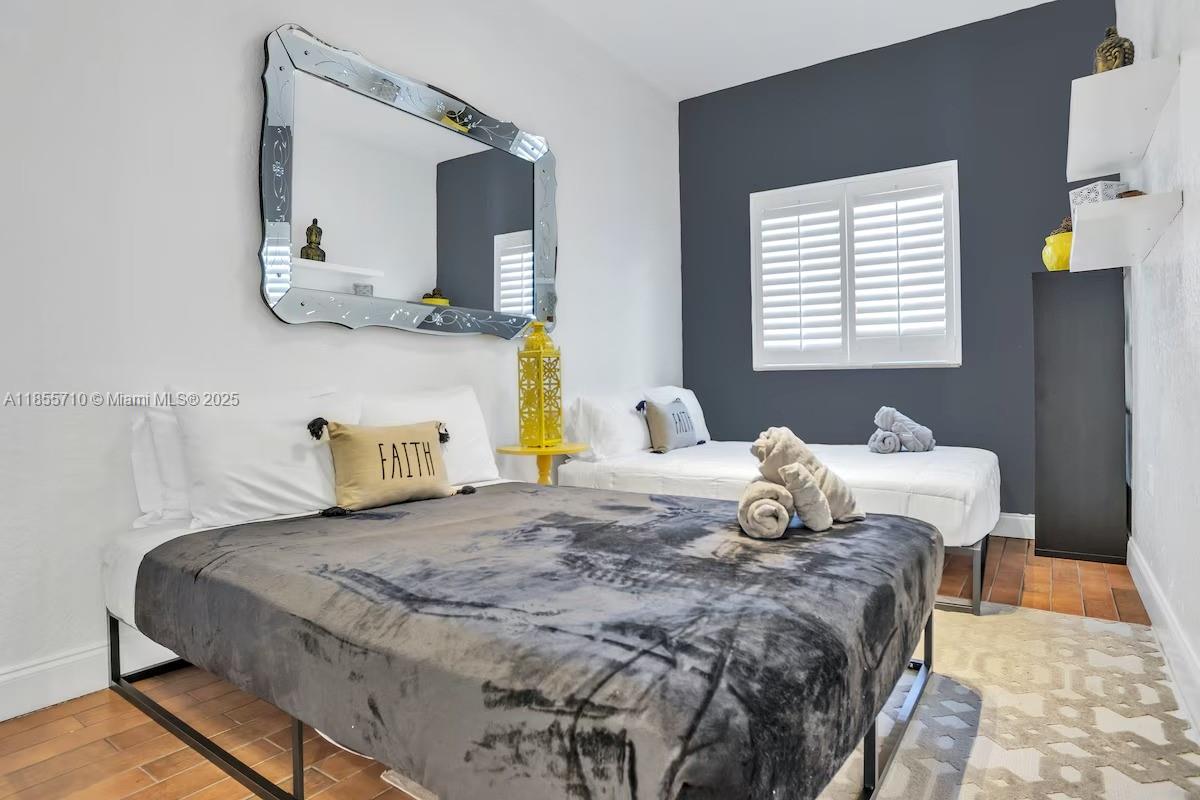 205 N 31st Ave #1 Hollywood, FL 33021