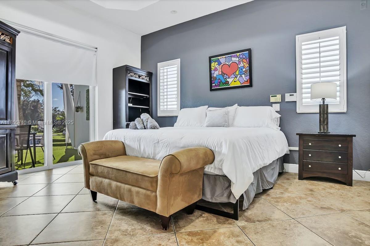 205 N 31st Ave #1 Hollywood, FL 33021