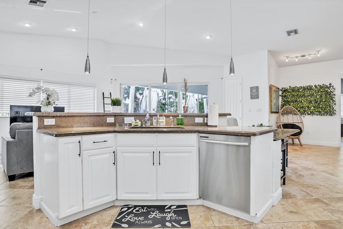 205 N 31st Ave #1 Hollywood, FL 33021