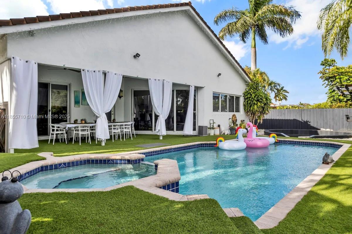 205 N 31st Ave #1 Hollywood, FL 33021