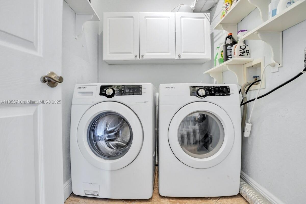 205 N 31st Ave #1 Hollywood, FL 33021