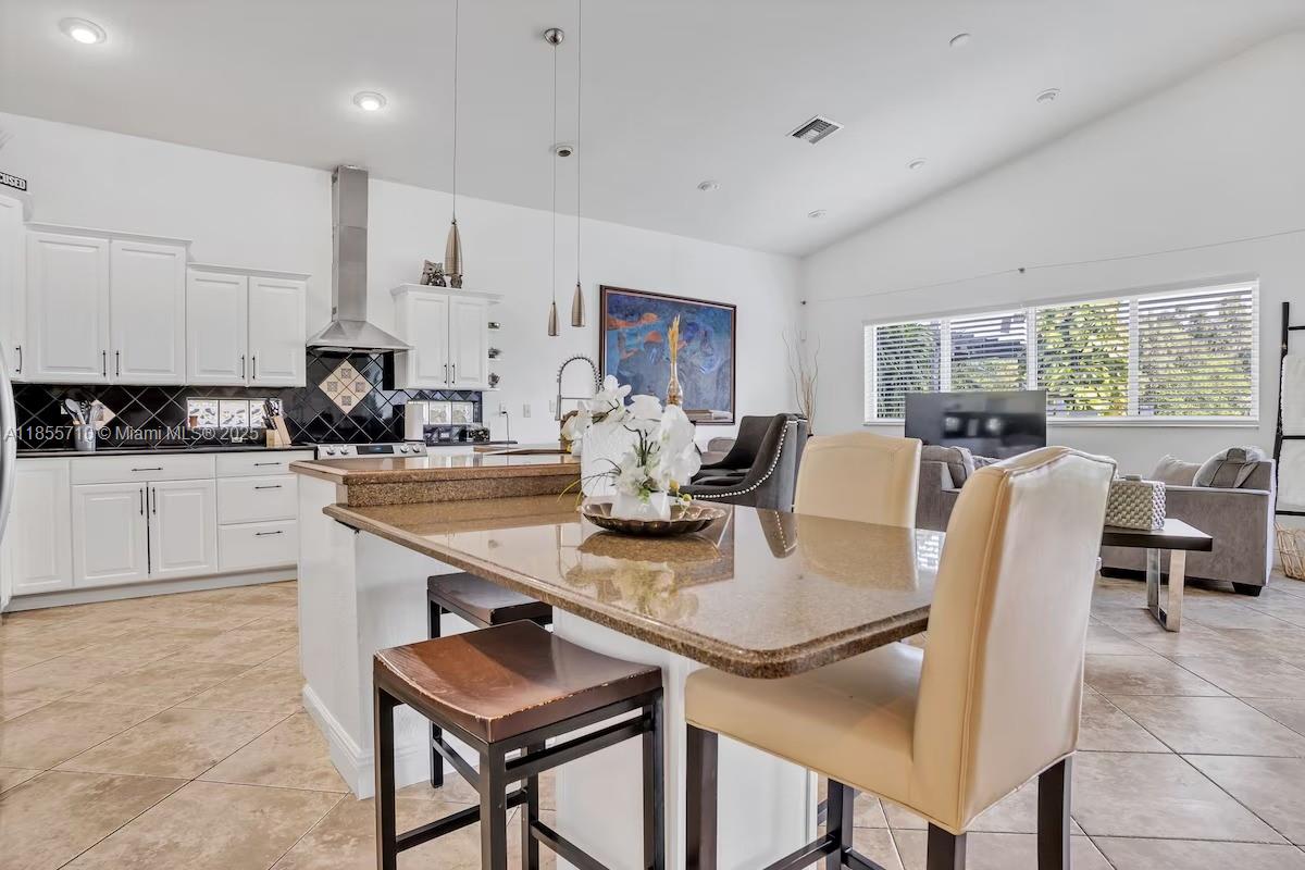 205 N 31st Ave #1 Hollywood, FL 33021