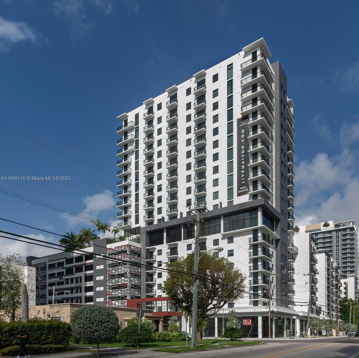 221 SW 12th St #508