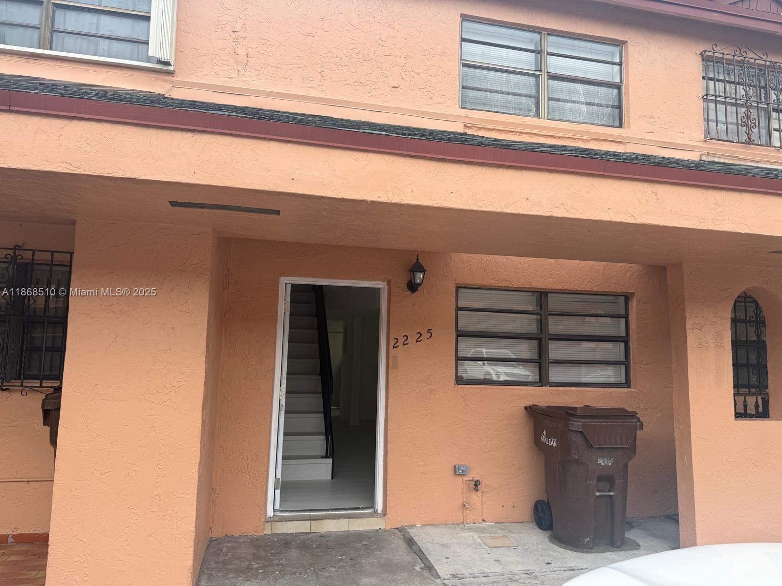 2225 W 53rd Pl #2225
