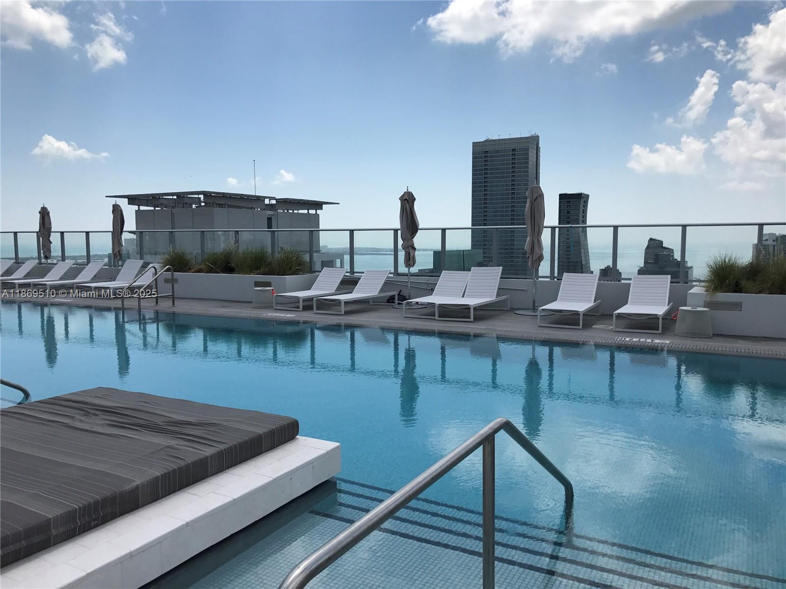 image 1010 Brickell18