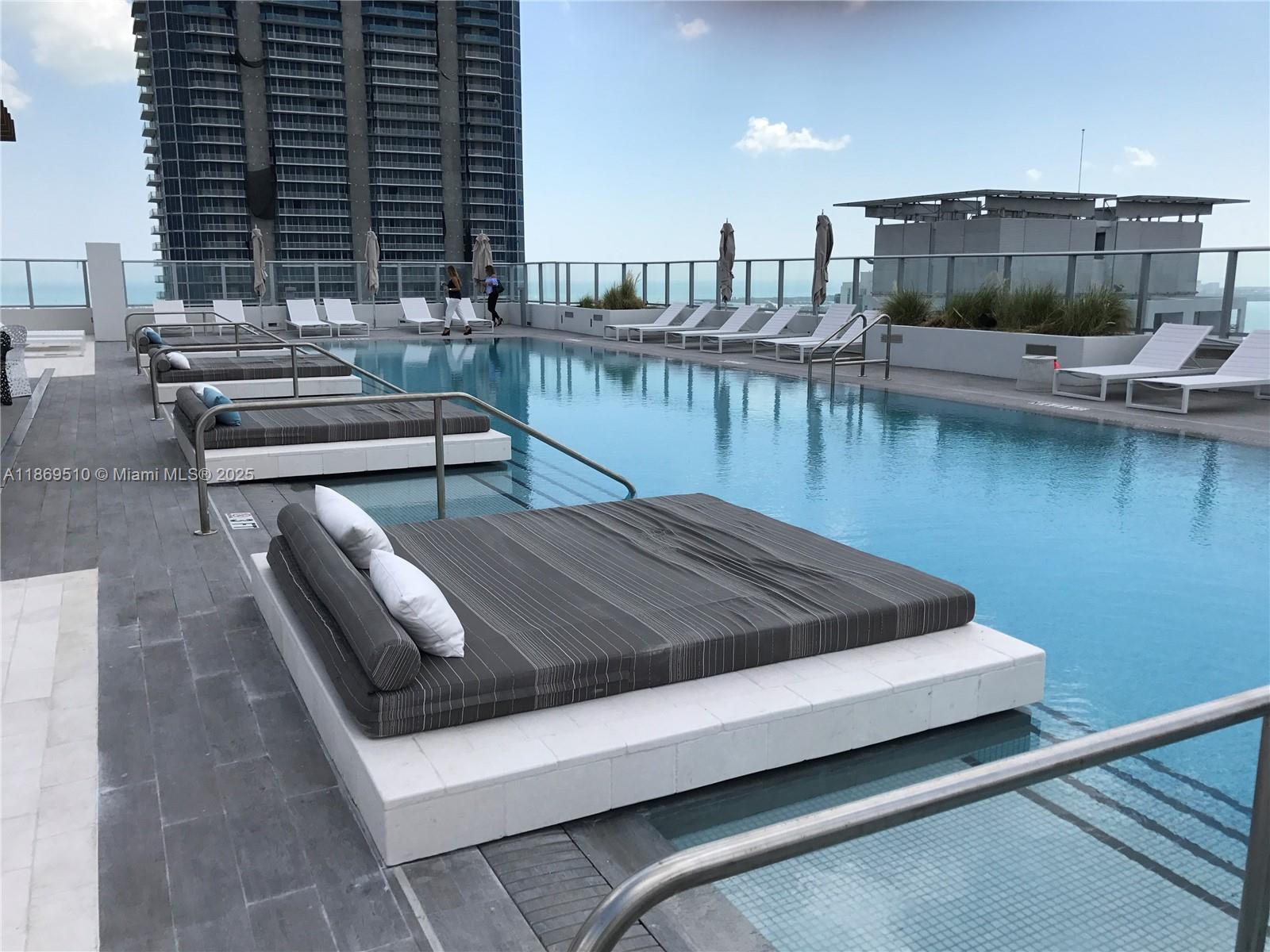 image 1010 Brickell22