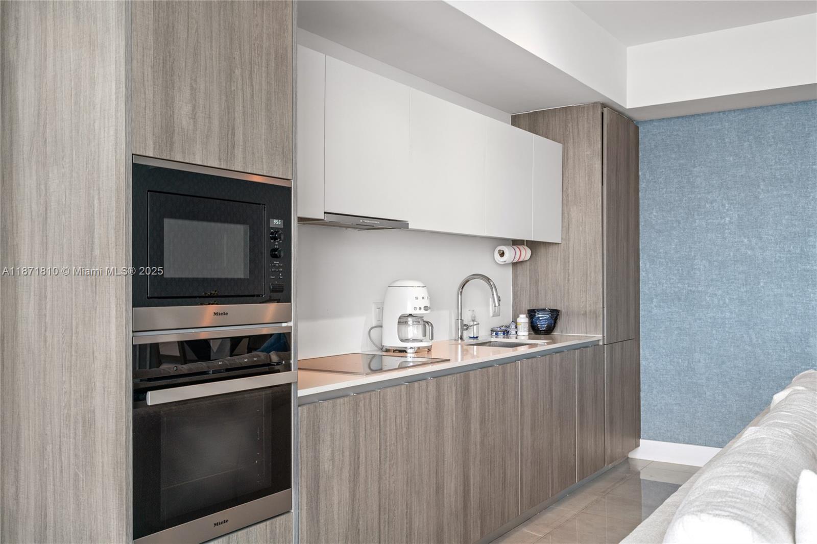 image Biscayne Beach Condo14