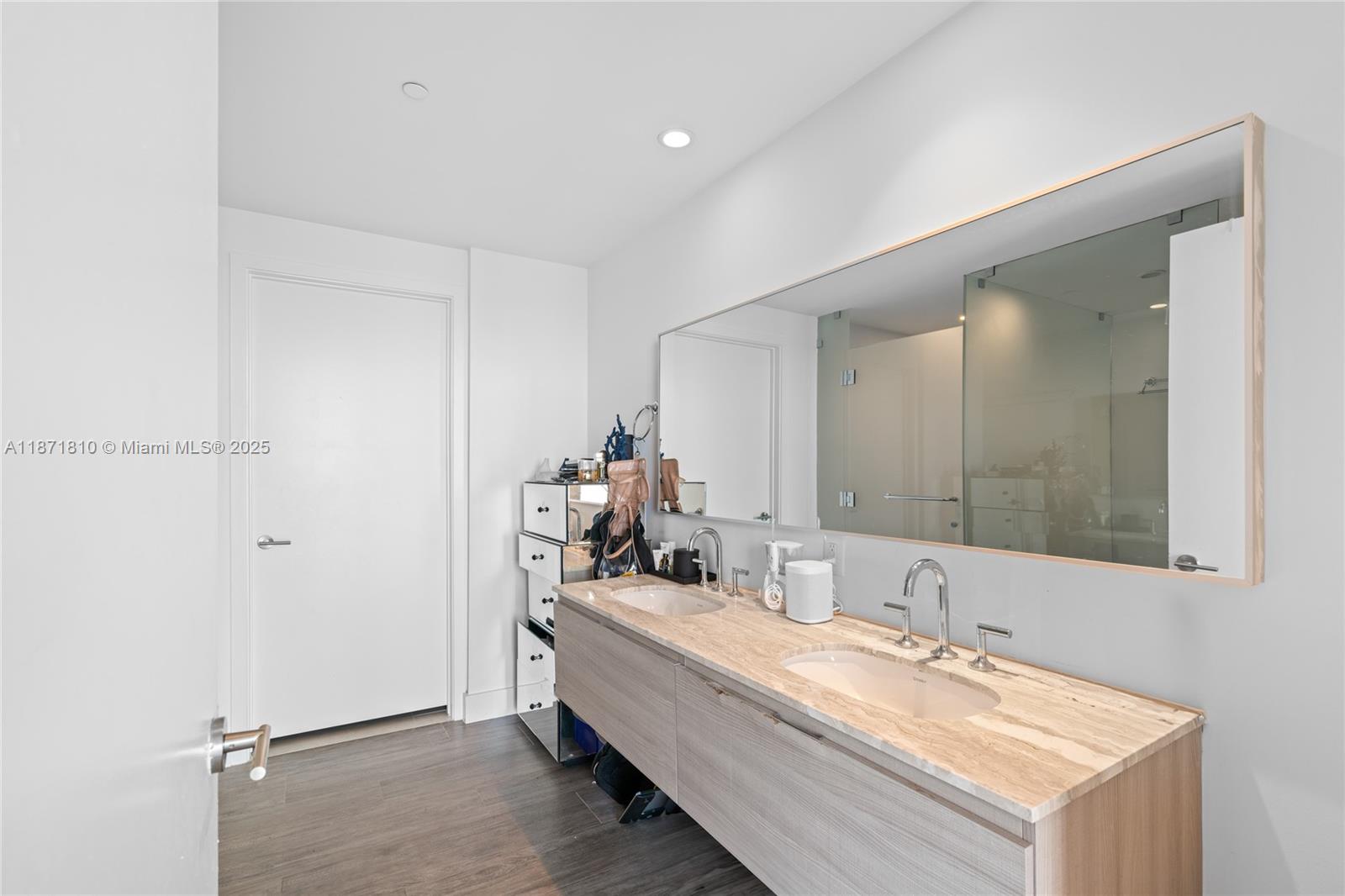 image Biscayne Beach Condo18