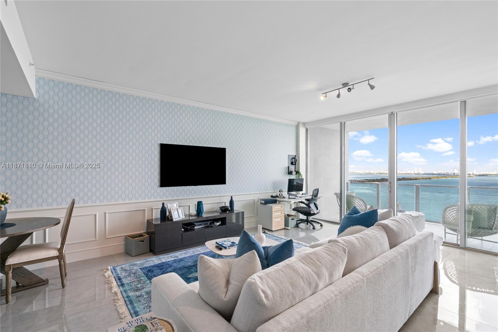 image Biscayne Beach Condo1