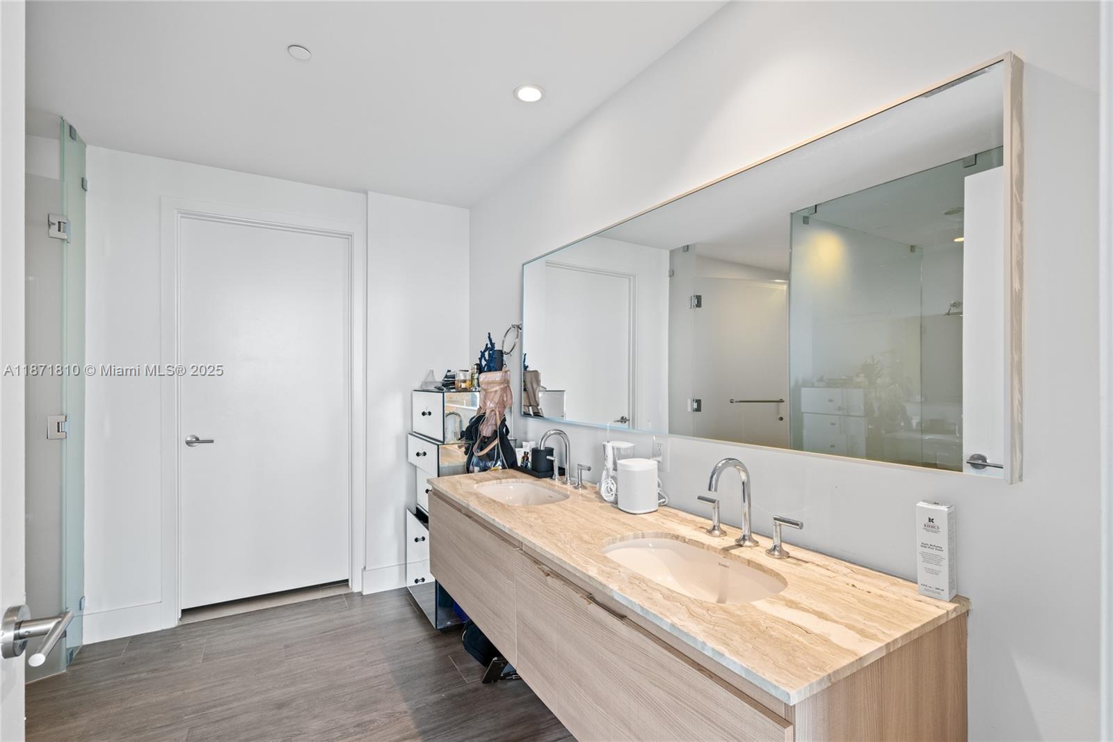 image Biscayne Beach Condo21