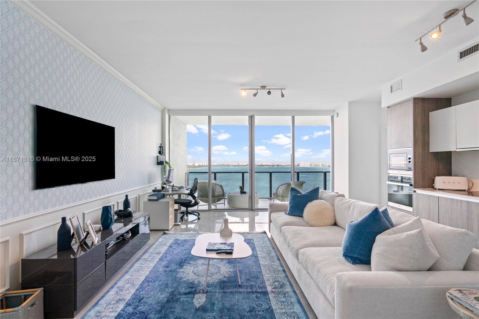 image Biscayne Beach Condo2