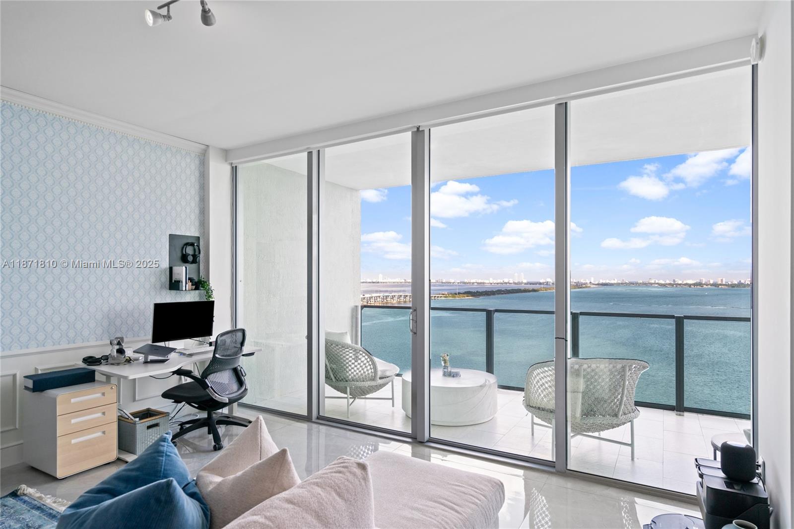 image Biscayne Beach Condo3