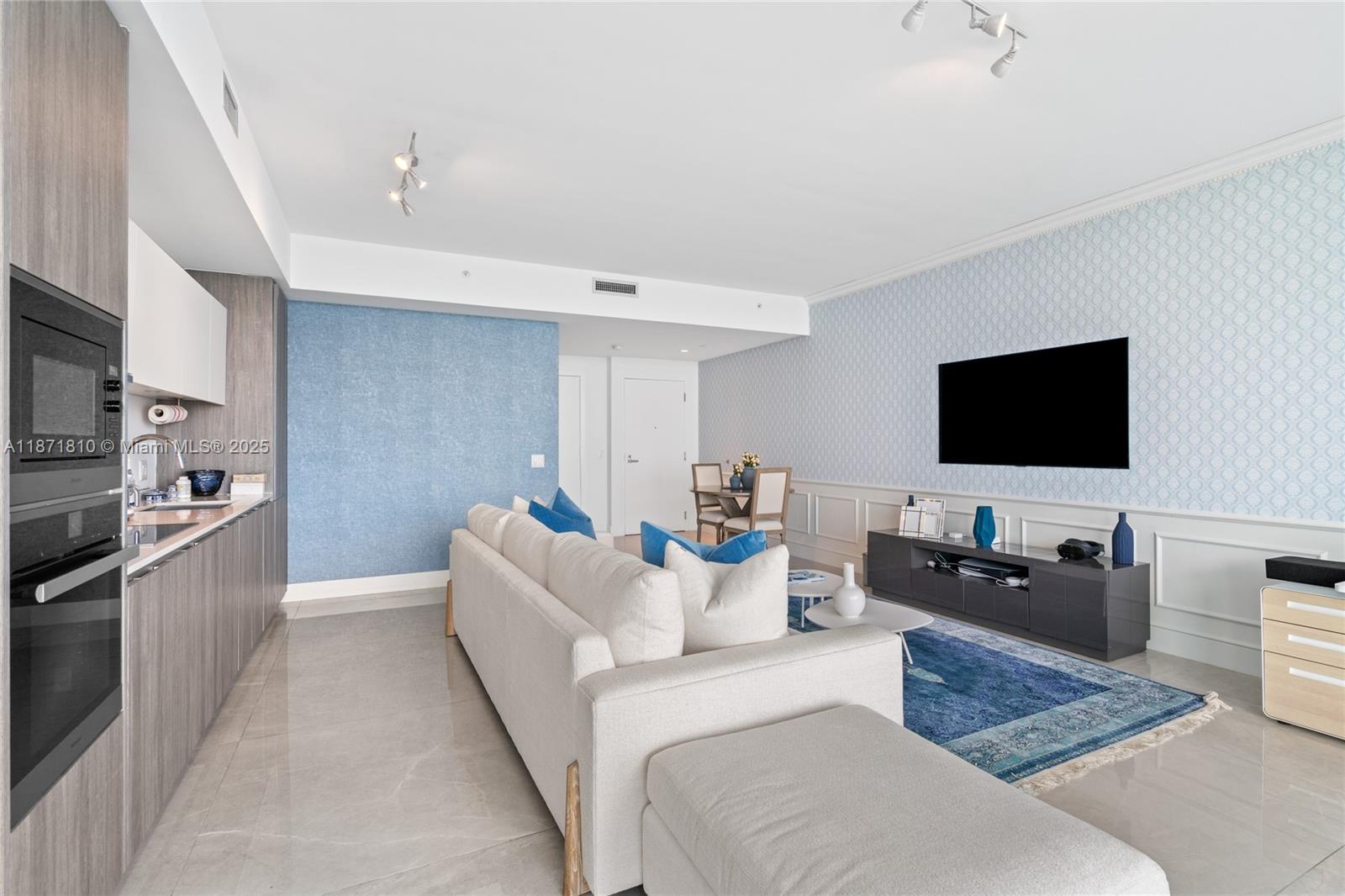 image Biscayne Beach Condo8