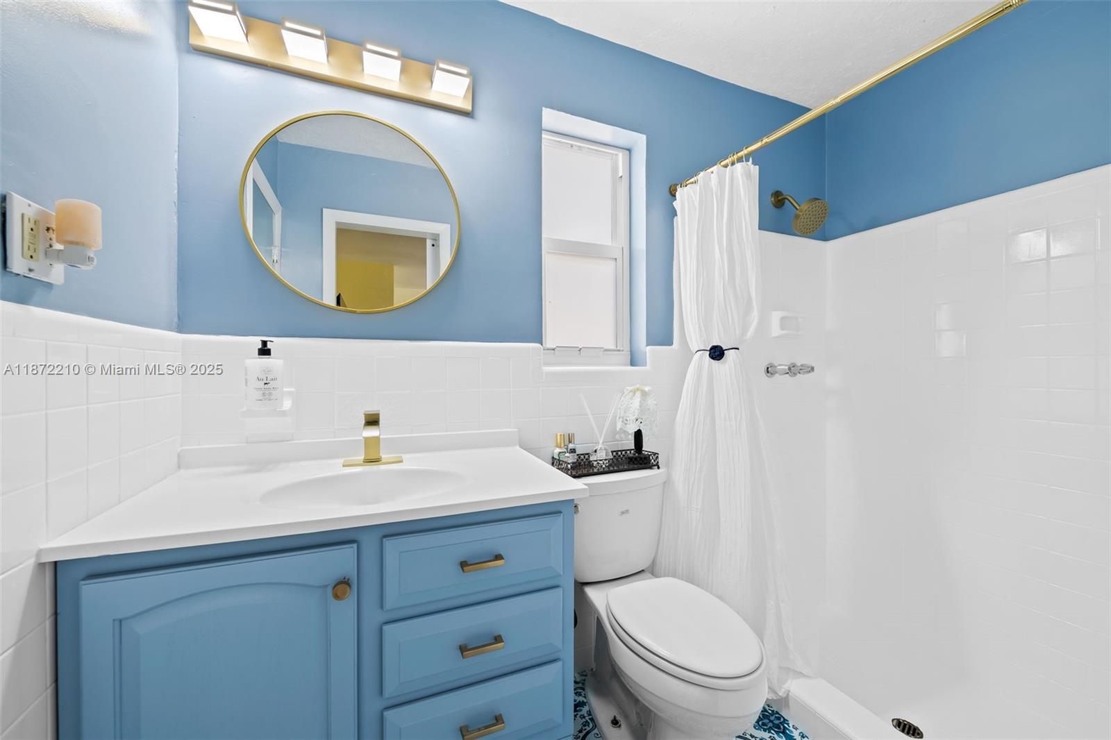 1925 N 39th Ave Hollywood, FL 33021