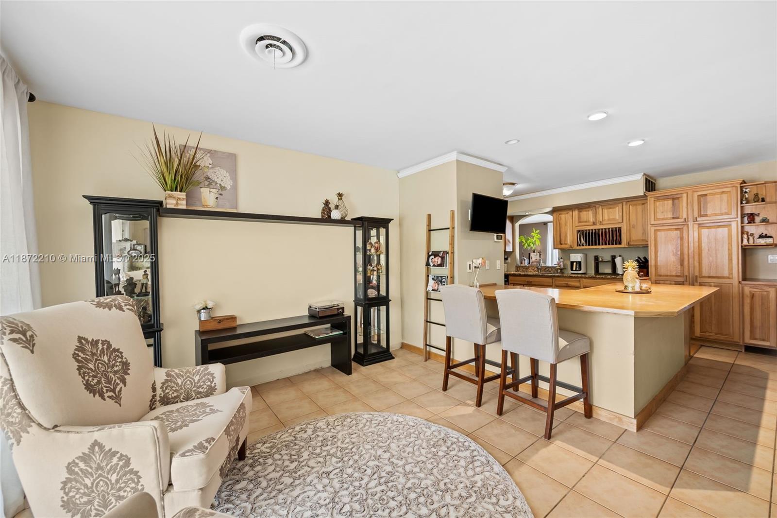 1925 N 39th Ave Hollywood, FL 33021