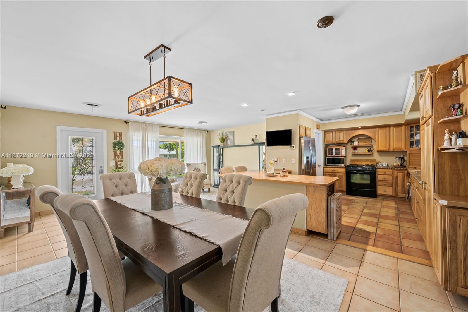 1925 N 39th Ave Hollywood, FL 33021