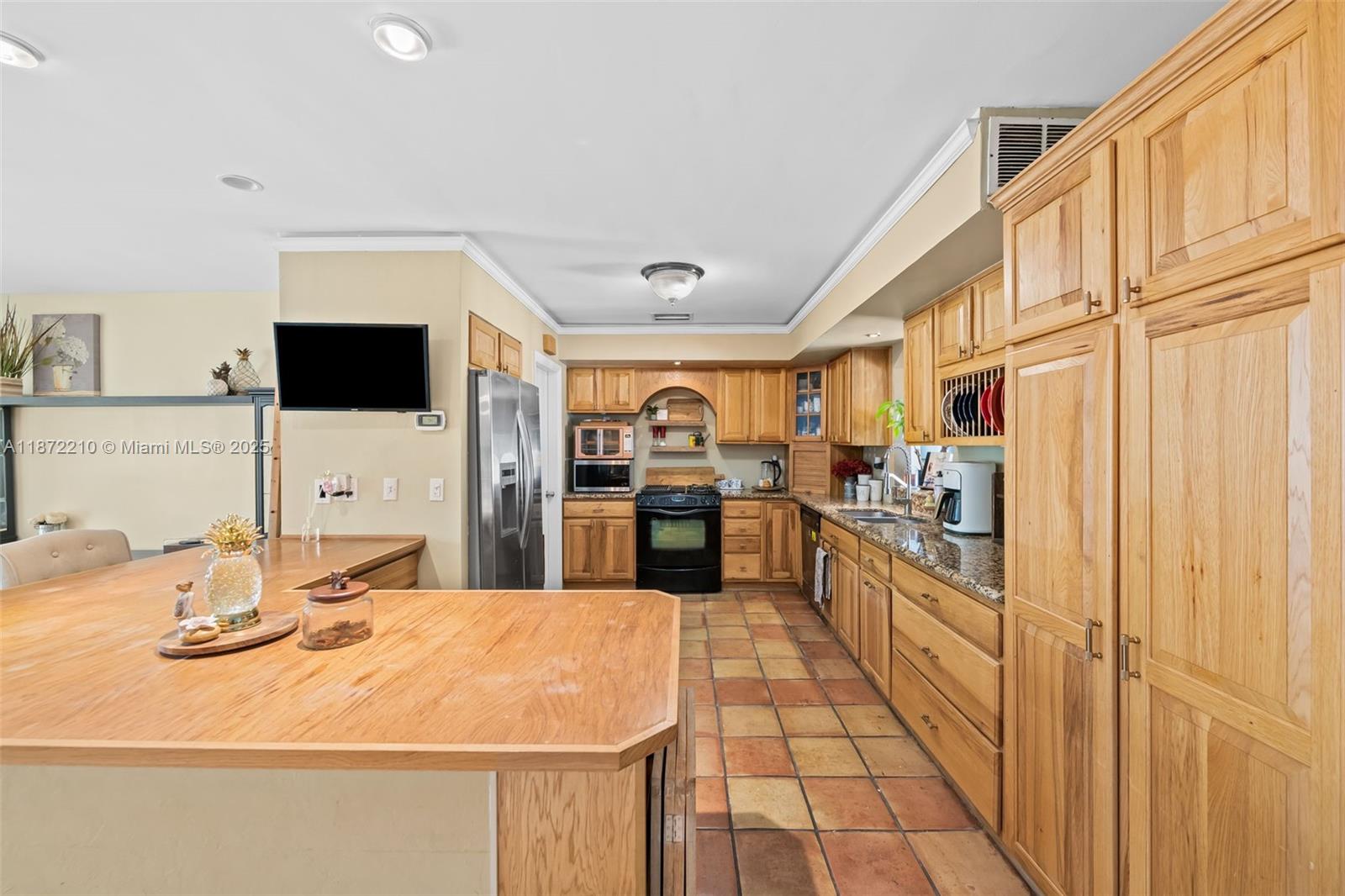 1925 N 39th Ave Hollywood, FL 33021