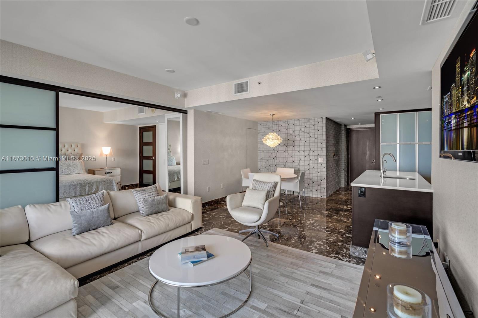 image Mei Condo8