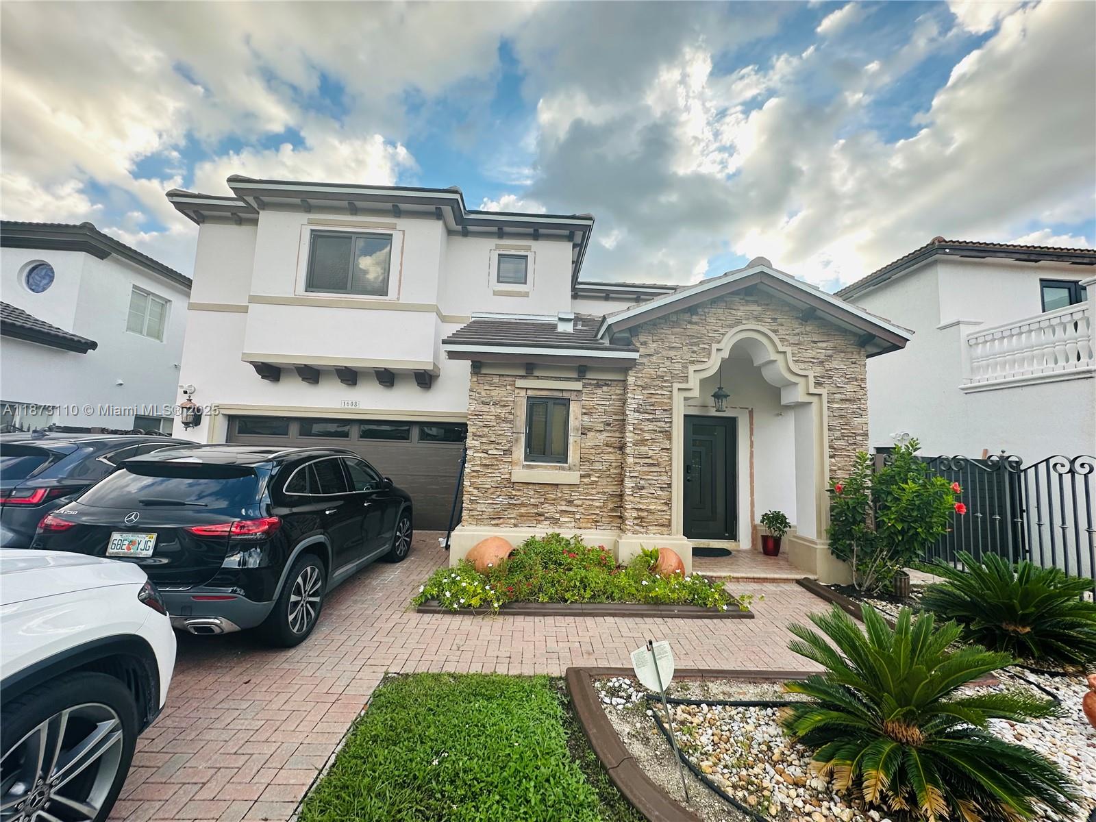 1608 SW 154th Ct