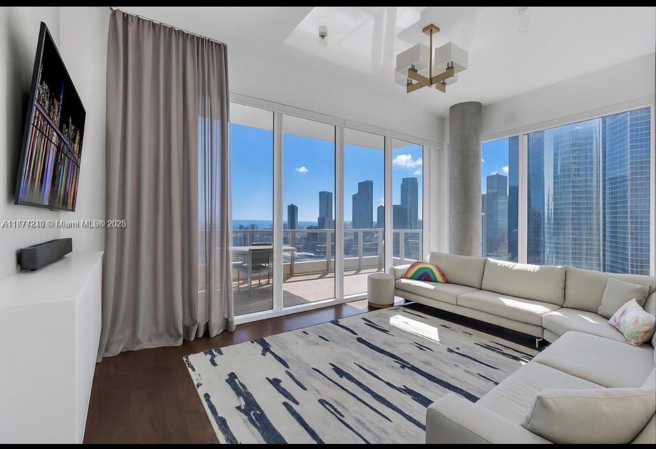 image Brickell Key14