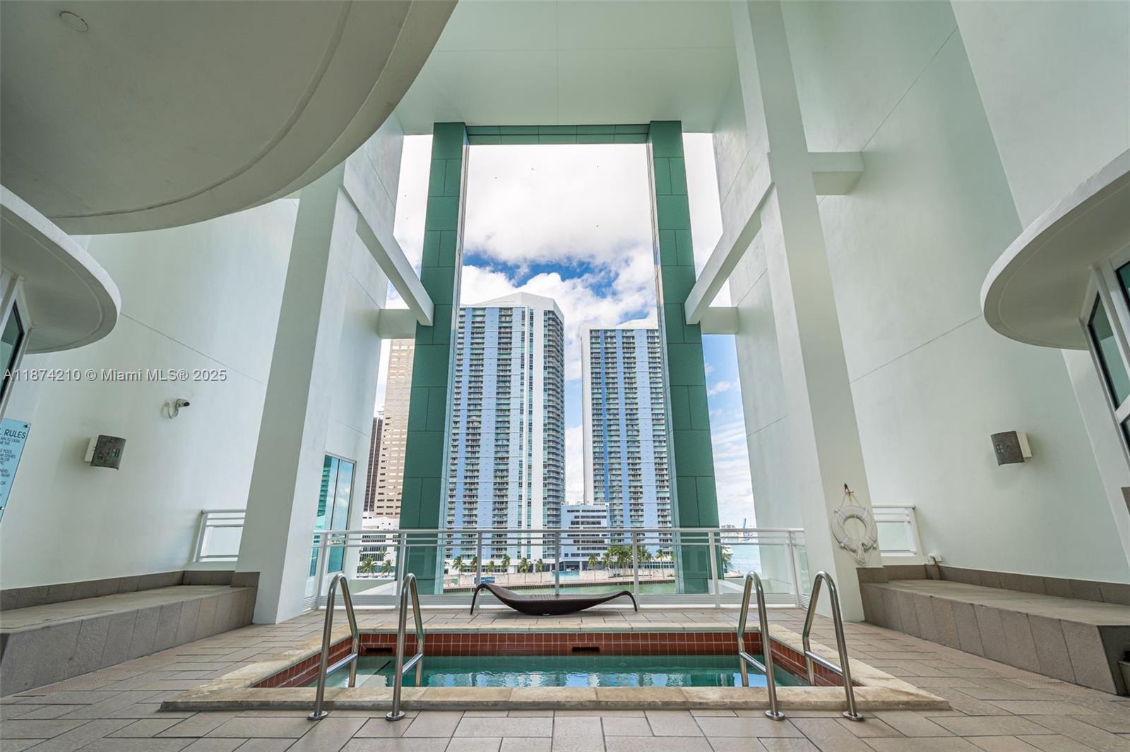 image Brickell Key2
