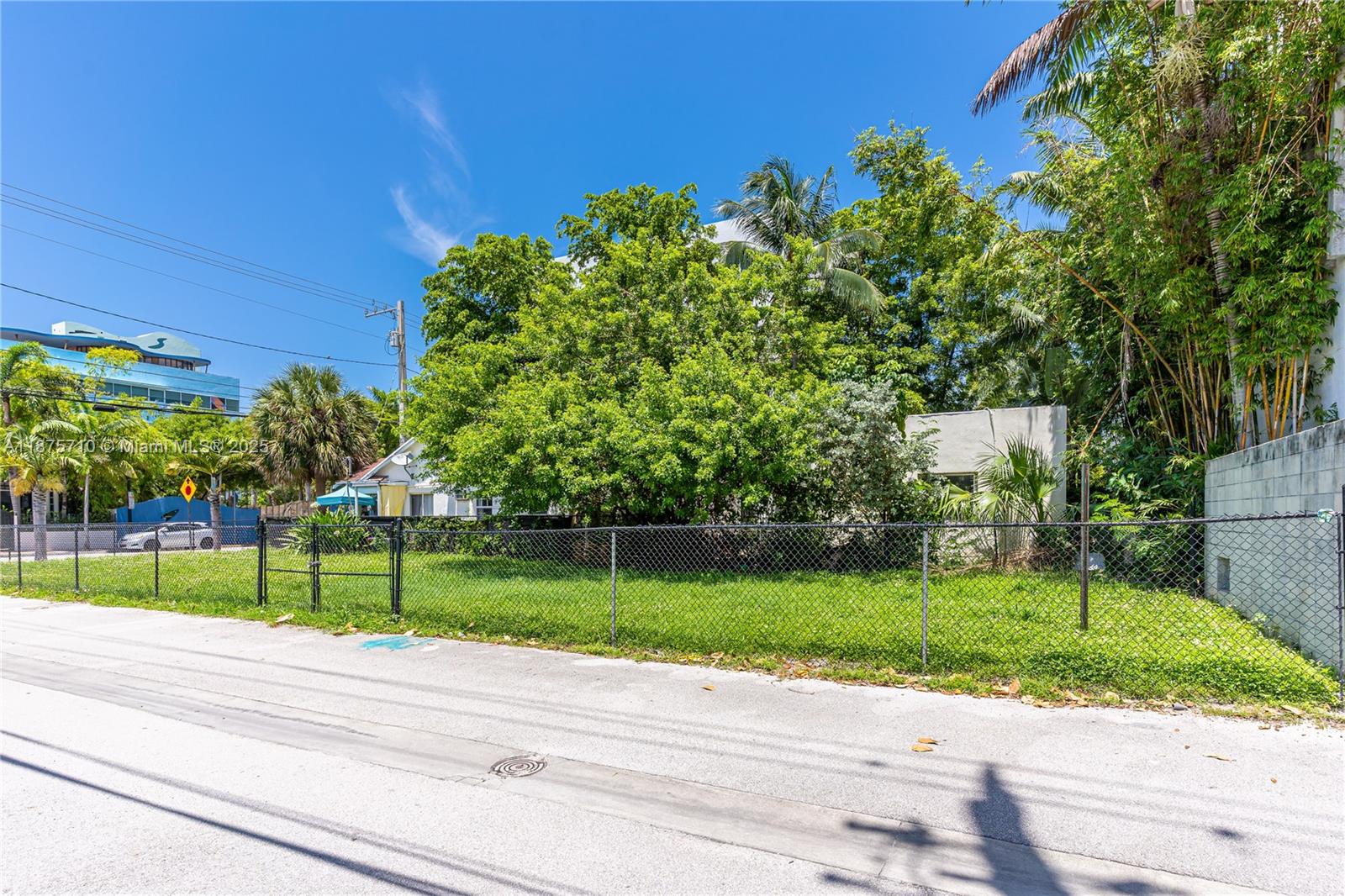 918 4th St Miami Beach, FL 33139