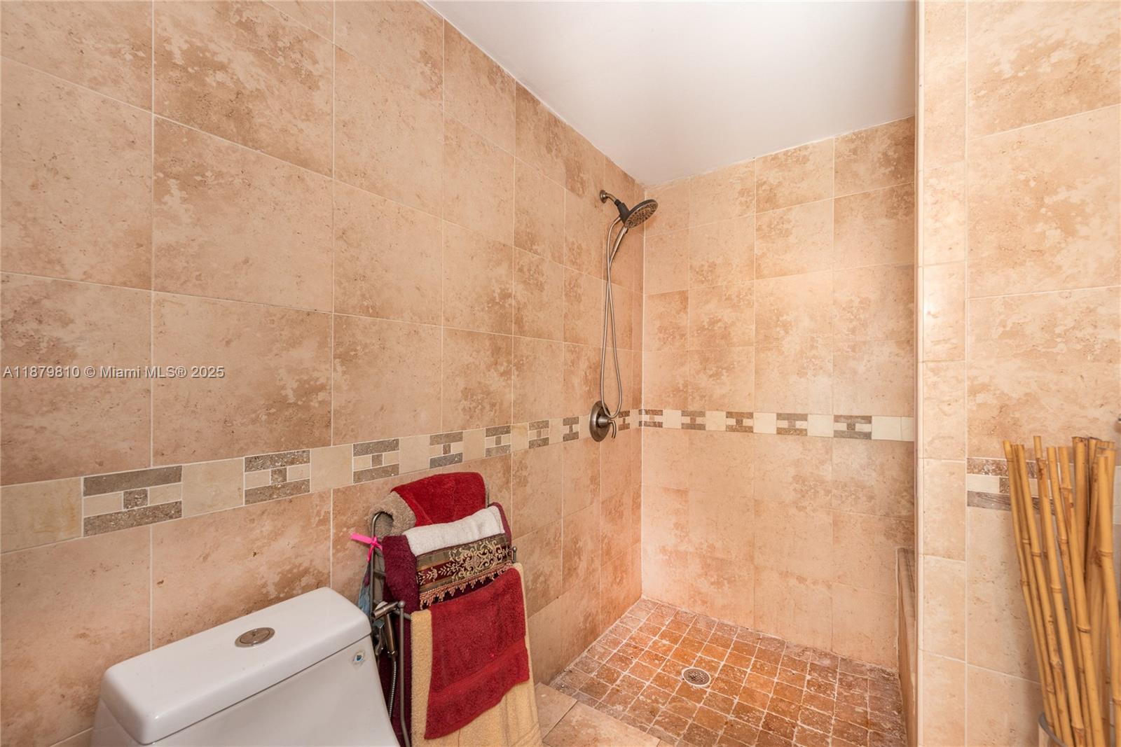 2920 SW 1st Ave Miami, FL 33129