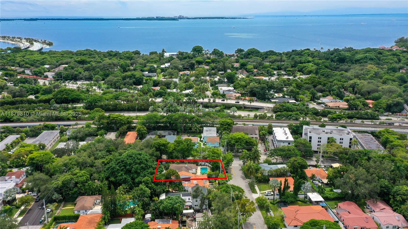 2920 SW 1st Ave Miami, FL 33129