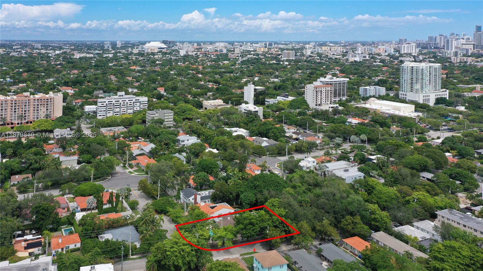 2920 SW 1st Ave Miami, FL 33129