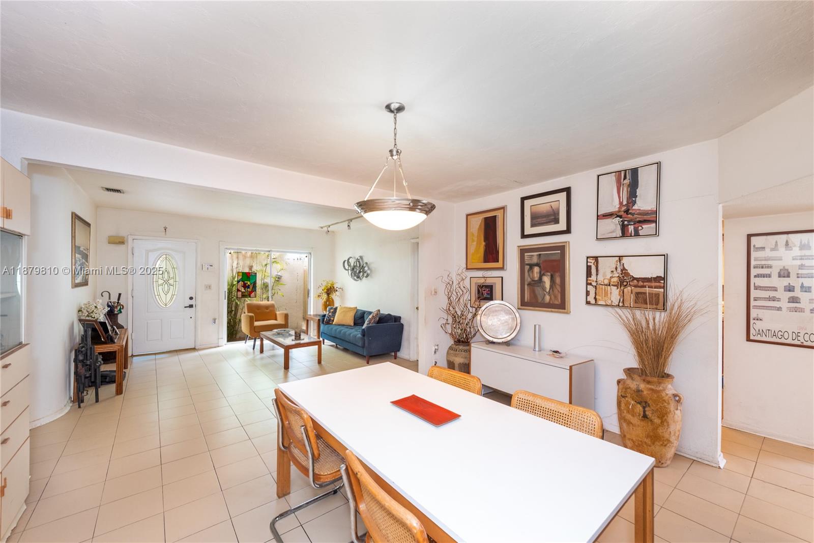 2920 SW 1st Ave Miami, FL 33129