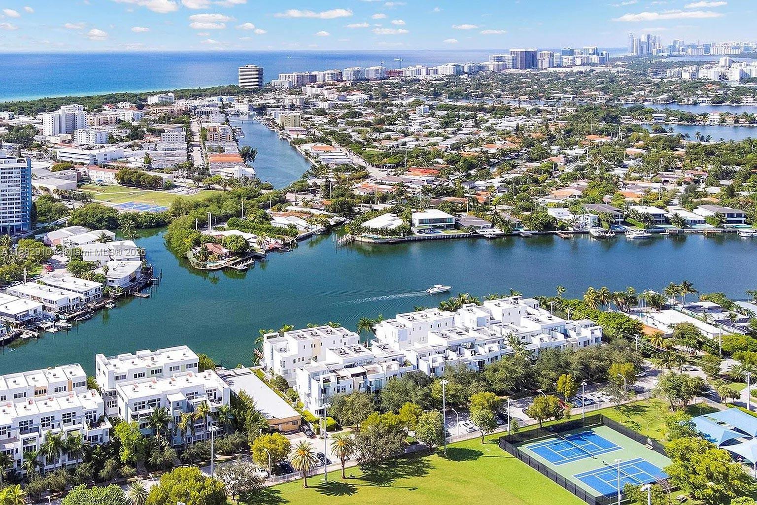 89 N Shore Dr Miami Beach, FL 33141