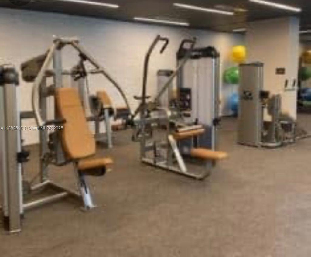 image Merrick Manor Condo6