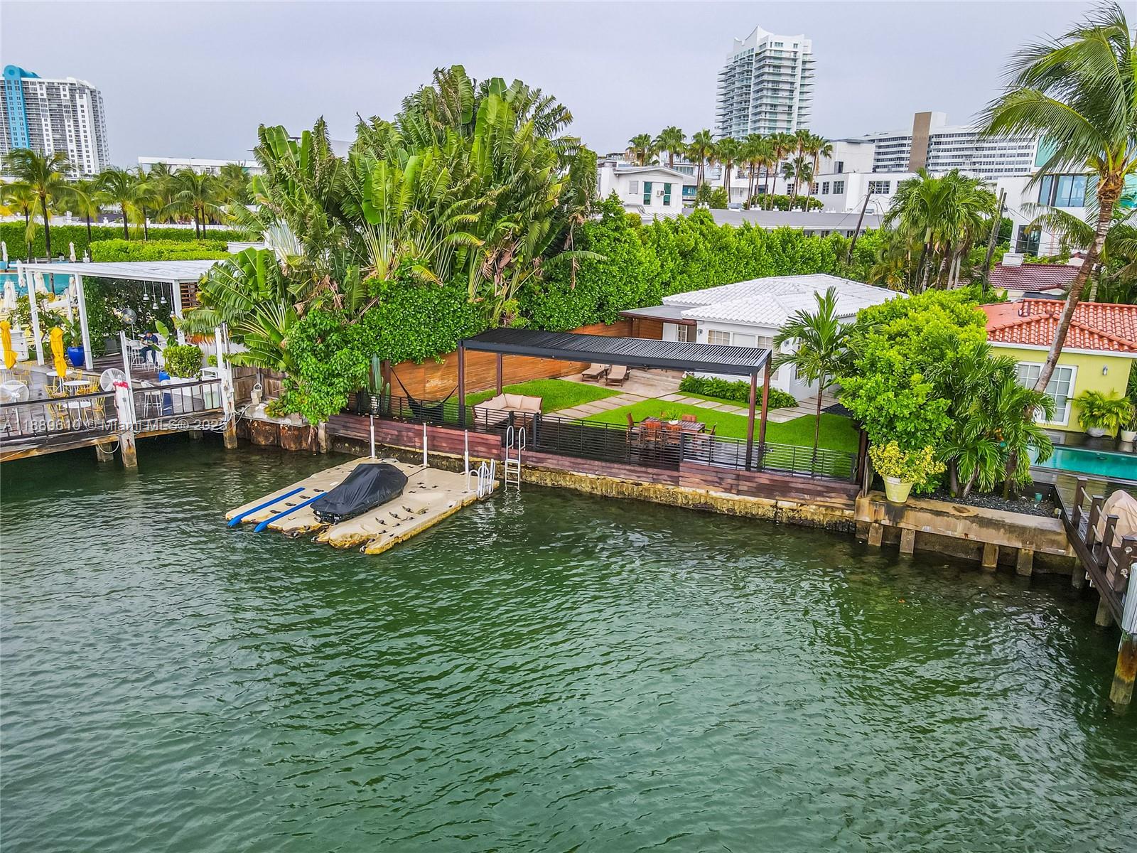 8 Century Ln Miami Beach, FL 33139 8 Century Ln Miami Beach, FL 33139