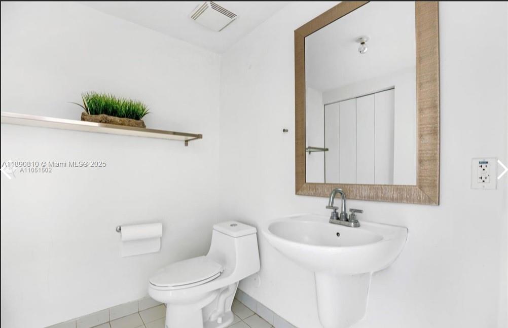 Undisclosed Address Miami, FL 33130