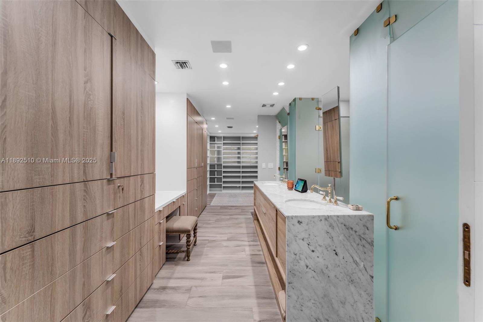 40 S Prospect Dr Coral Gables, FL 33133