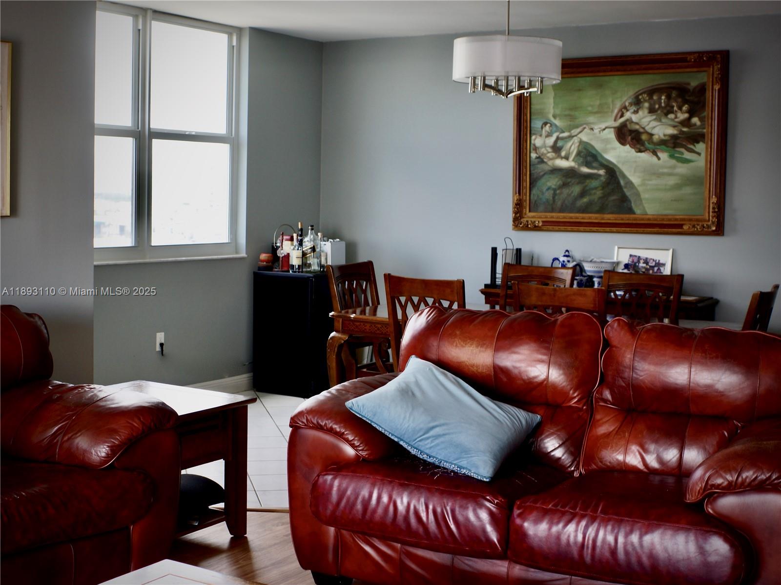 image Arlen House Condo29