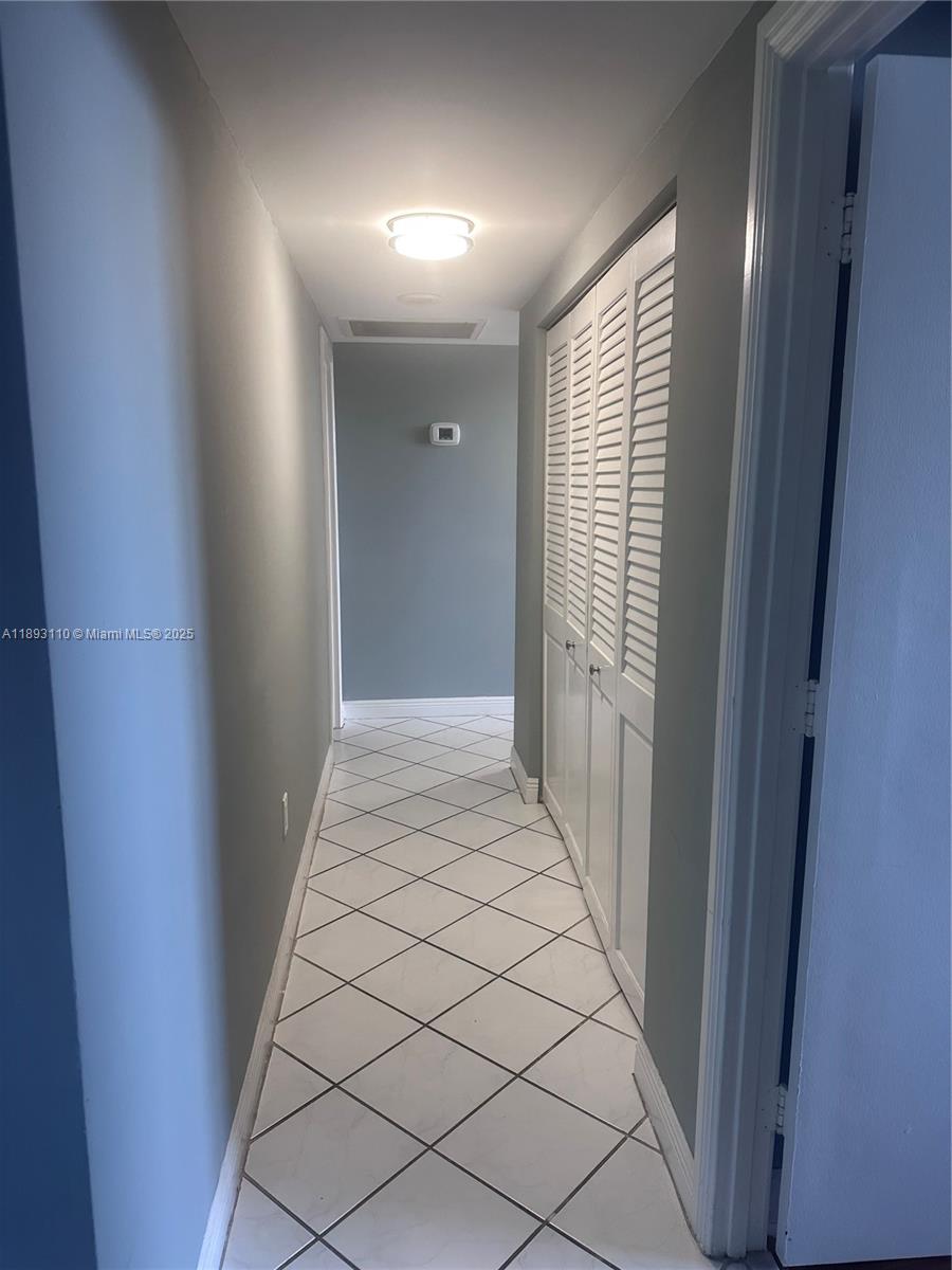 image Arlen House Condo44