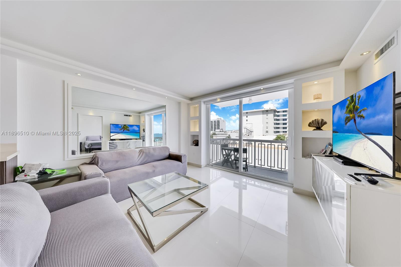 401 Ocean Dr #624 Miami Beach, FL 33139