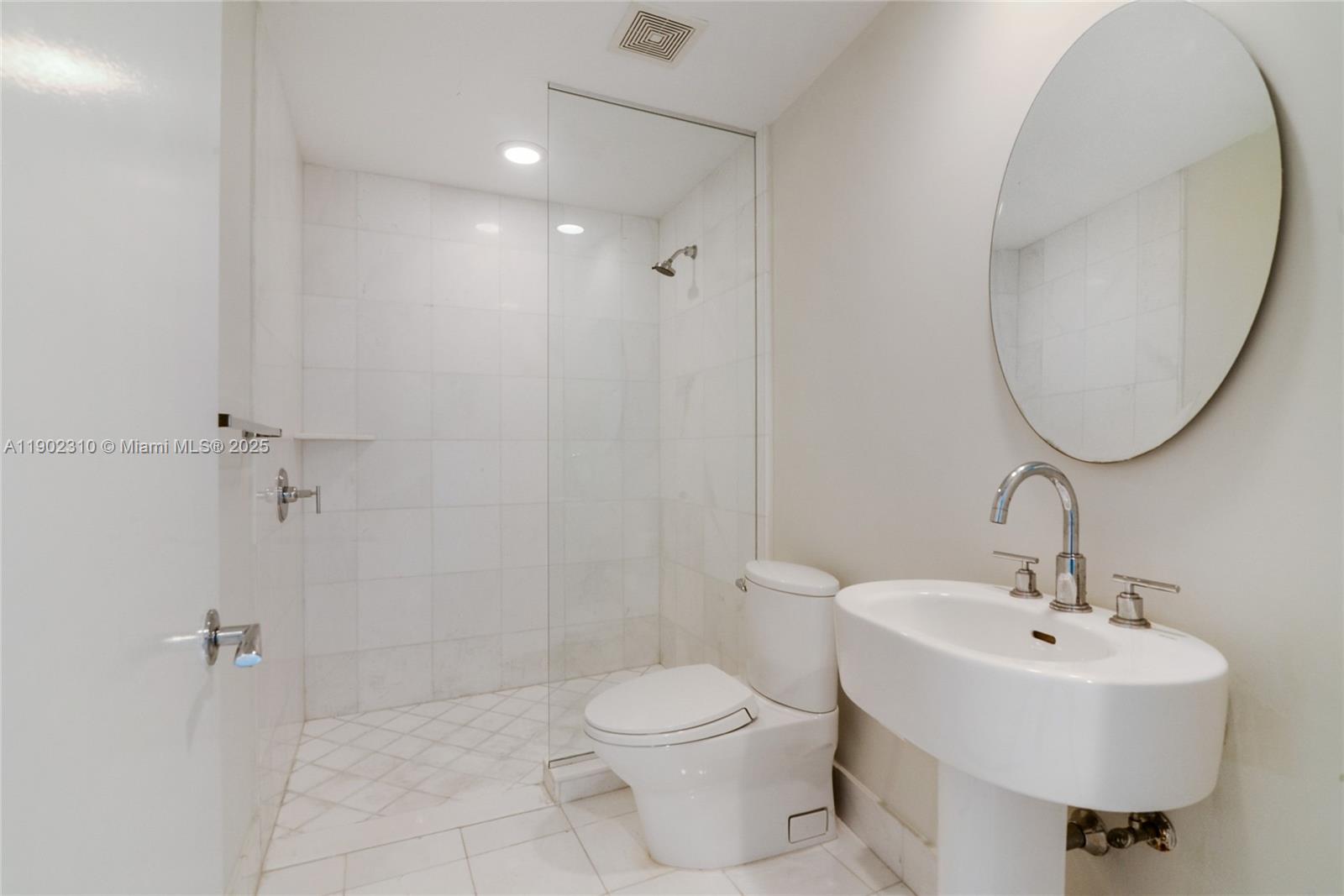 image Artech Residences At Aven4