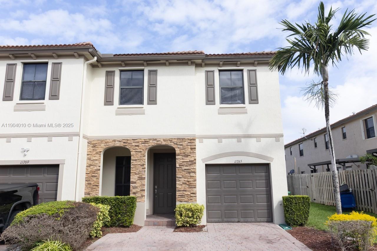 11765 SW 238th St #11765