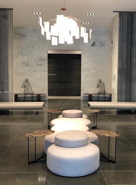 image Canvas Condo18