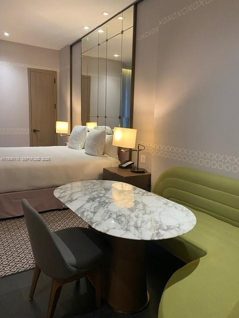 image 801 Sma Designer Suites C15