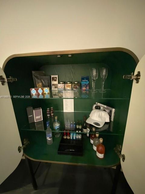 image 801 Sma Designer Suites C19