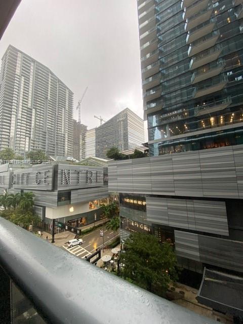 image 801 Sma Designer Suites C21