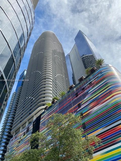 image 801 Sma Designer Suites C5