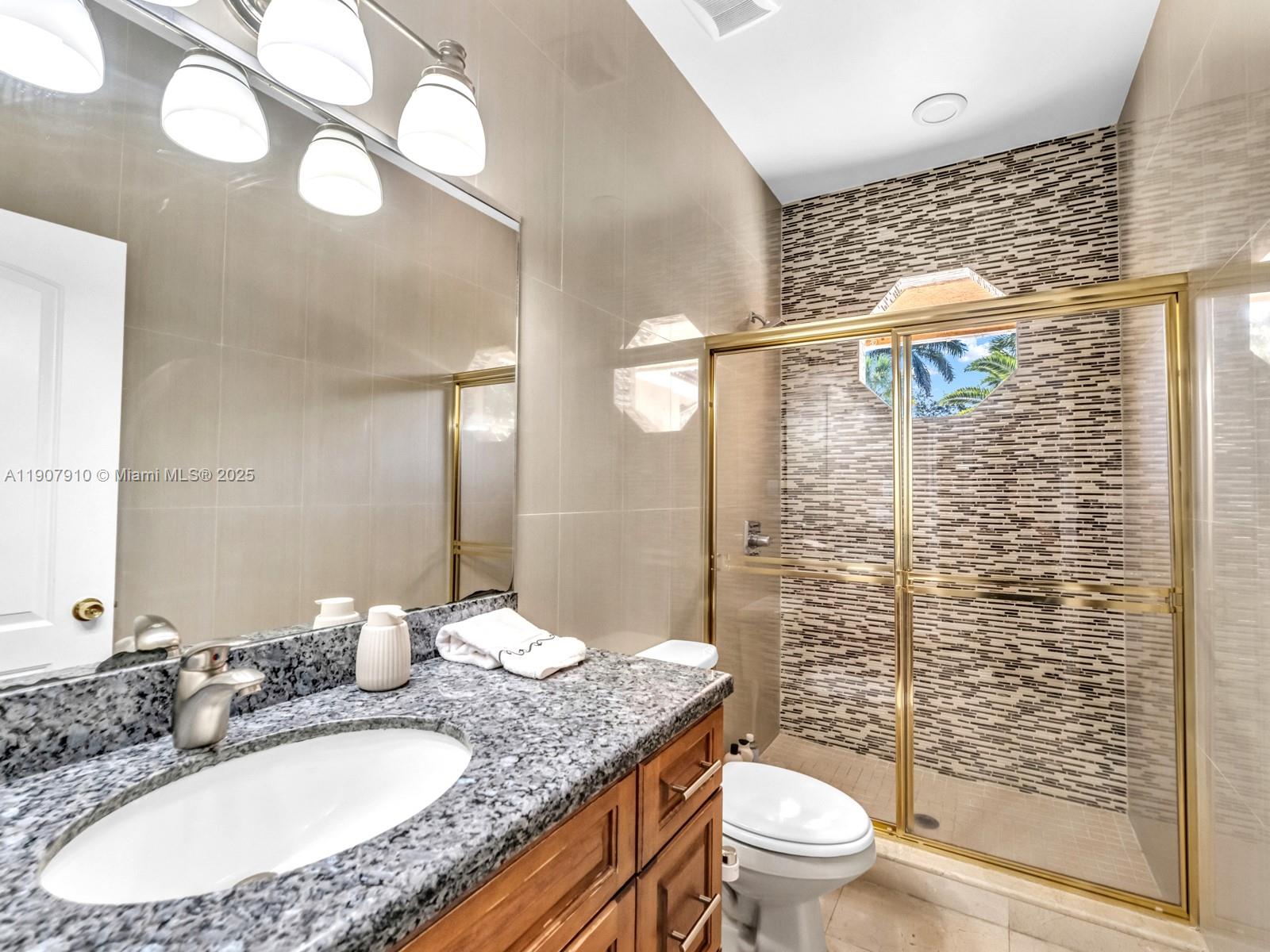 2710 Walkers Way Weston, FL 33331