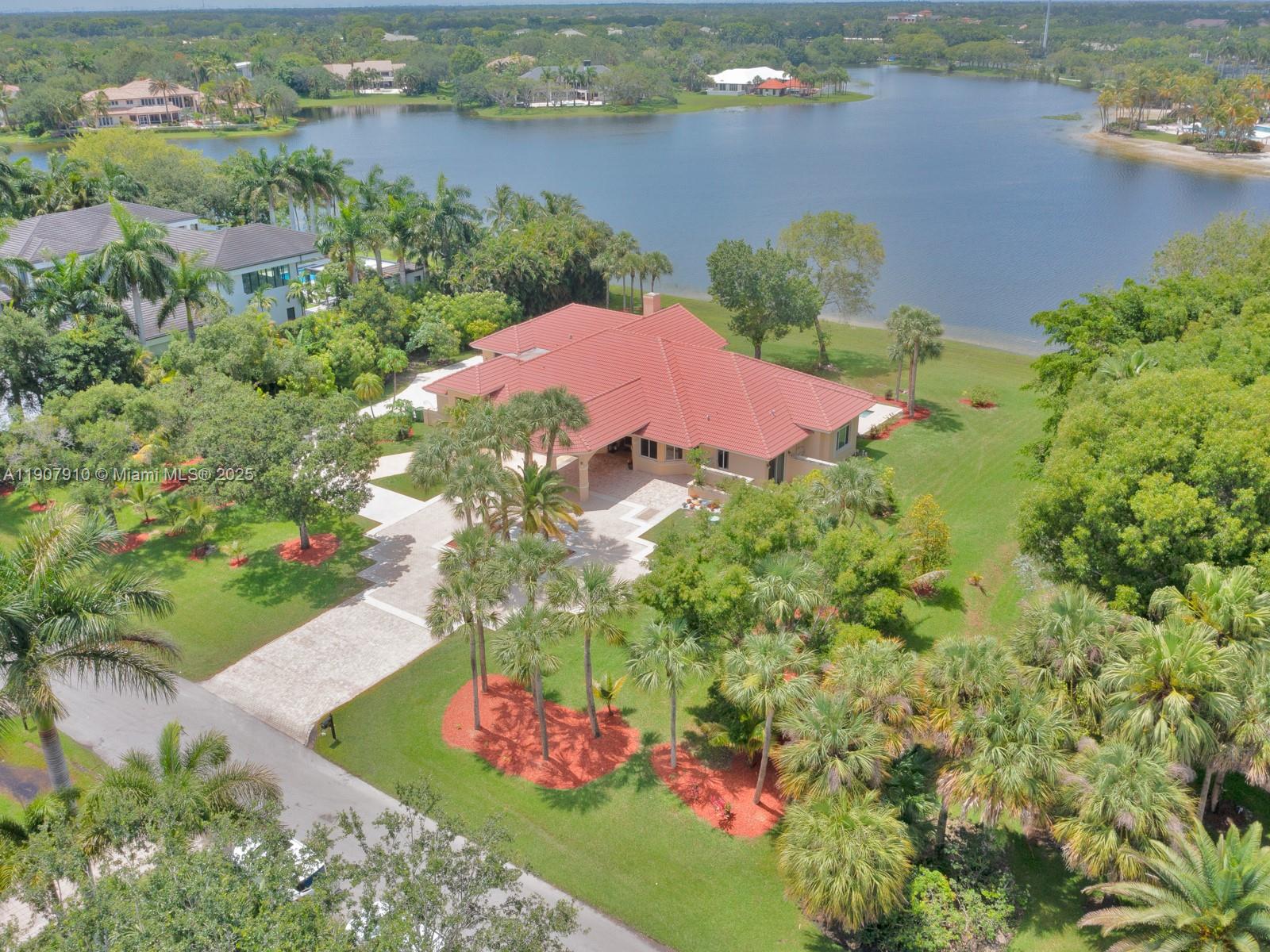 2710 Walkers Way Weston, FL 33331